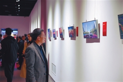 時光定格 沈陽解放75周年市民影像作品展，訴說城市記憶